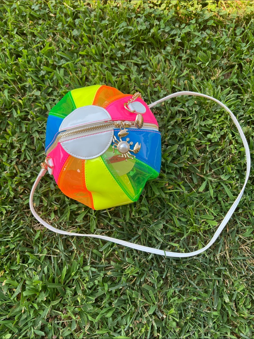 Betsey Johnson Neon Beach Ball Crossbody Bag - Multicolor - Picture 2 of 4